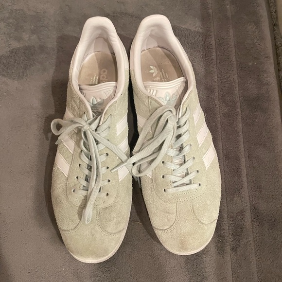ADIDAS Gazelle Women’s Size 9 mint - Picture 3 of 7